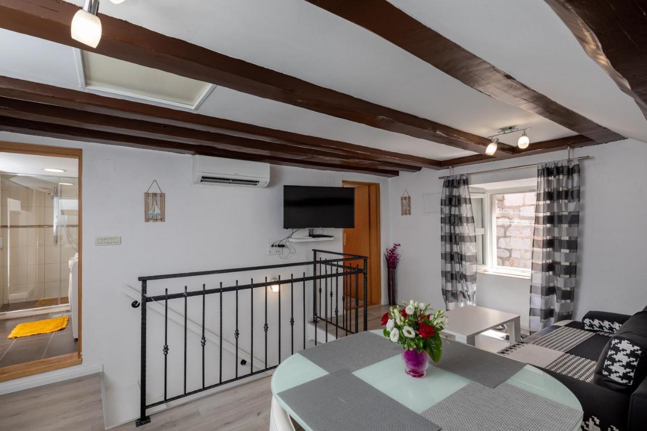 Old Town Charming Nest Apartment ดูบรอฟนิก ภายนอก รูปภาพ